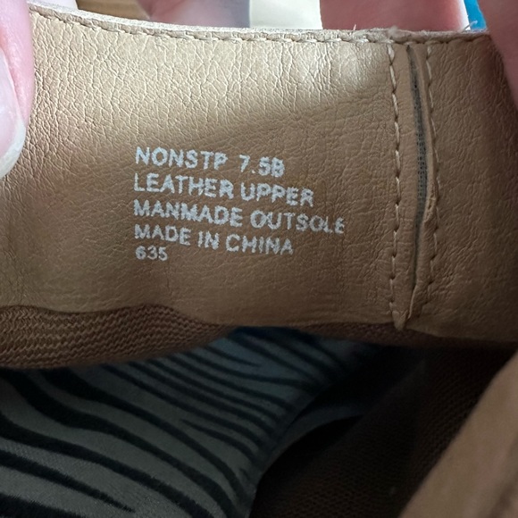 Steve Madden Nonstp Beige Leather Shootie - Size 7.5 - Picture 2 of 8